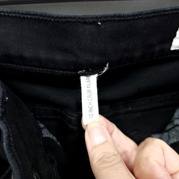 Rag & Bone Jeans Size 25 Flare Leg Frayed Hem10 inch Crop Black - Picture 11 of 16